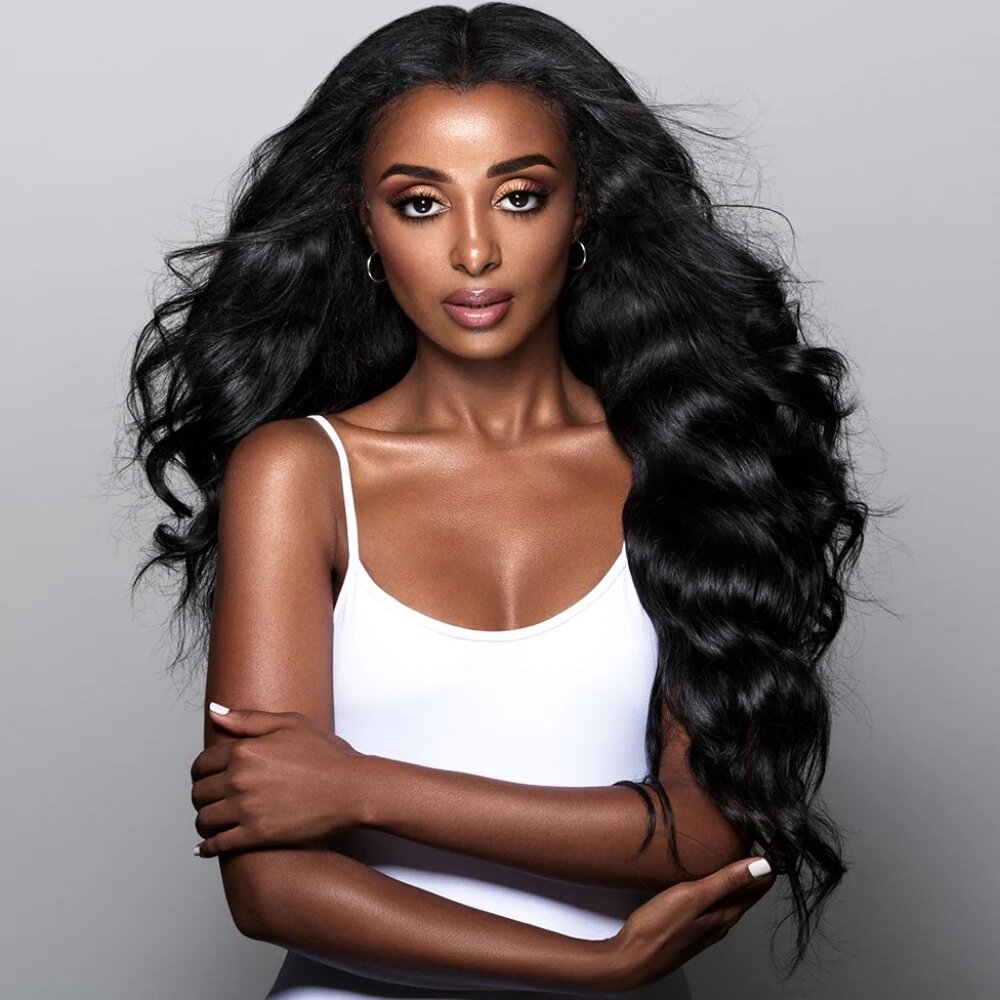 Raw LAO Wavy HD Lace Front Wig NEW 20in